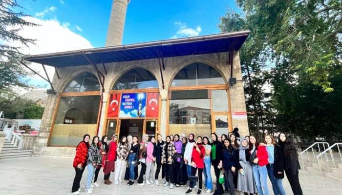 GSB Yurtlarında Kalan Öğrenciler Karaman'ı Keşfetti