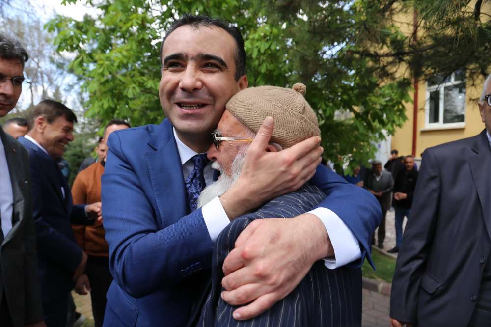 KARAMAN BELEDİYESİNDE BAYRAMLAŞMA PROGRAMI DÜZENLENDİ