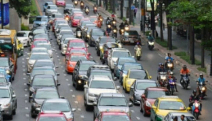 Karayolları Trafik Yönetmeliği’nde büyük değişiklik: Motosiklet ve traktör sürücülerine yeni güvenlik kuralları 